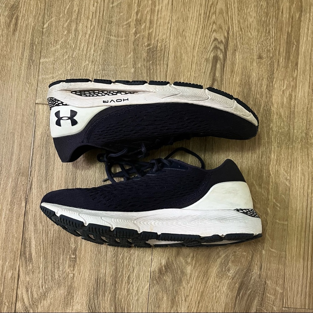 Under Armour Hovr Sonic shoes